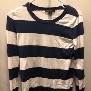 Women’s sweater